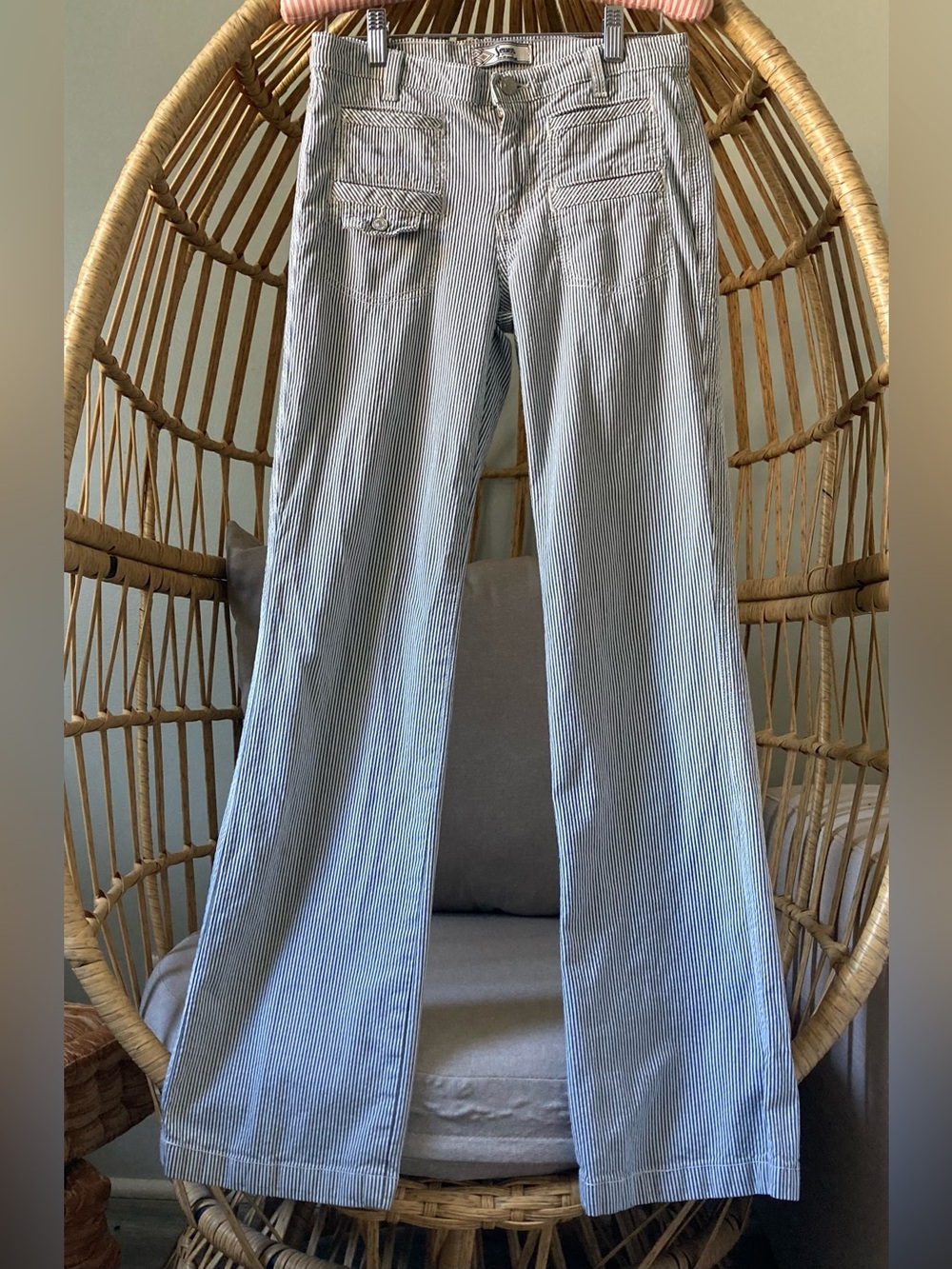 Seven For All Mankind Dojo Flare Jeans 26 Blue White Railroad Stripe - Picture 3 of 15